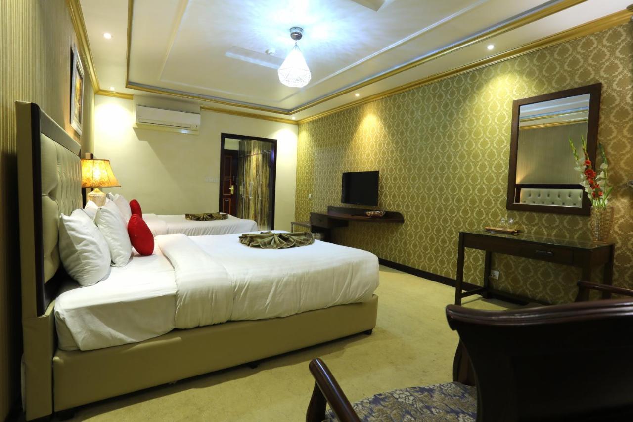 Rachna Hotel Gujranwala Екстер'єр фото